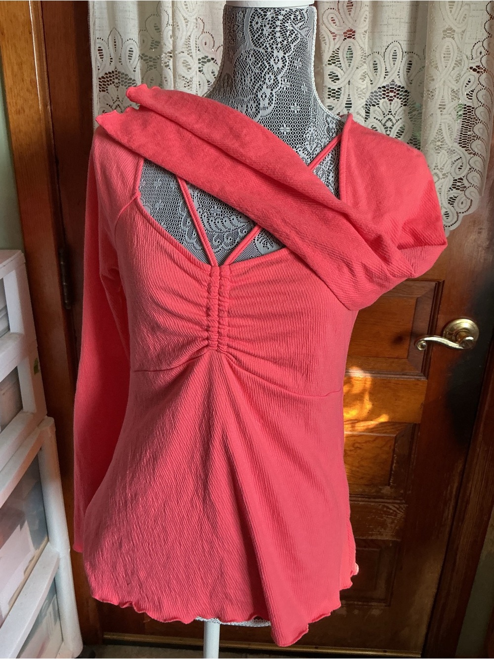 Jessica Simpson Coral Ruched Front Long Sleeve Tunic